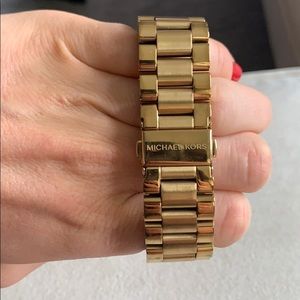 Michael Kors Accessories - Michael Korda Gold Watch Michael Kors Accessories - Michael Korda Gold Watch